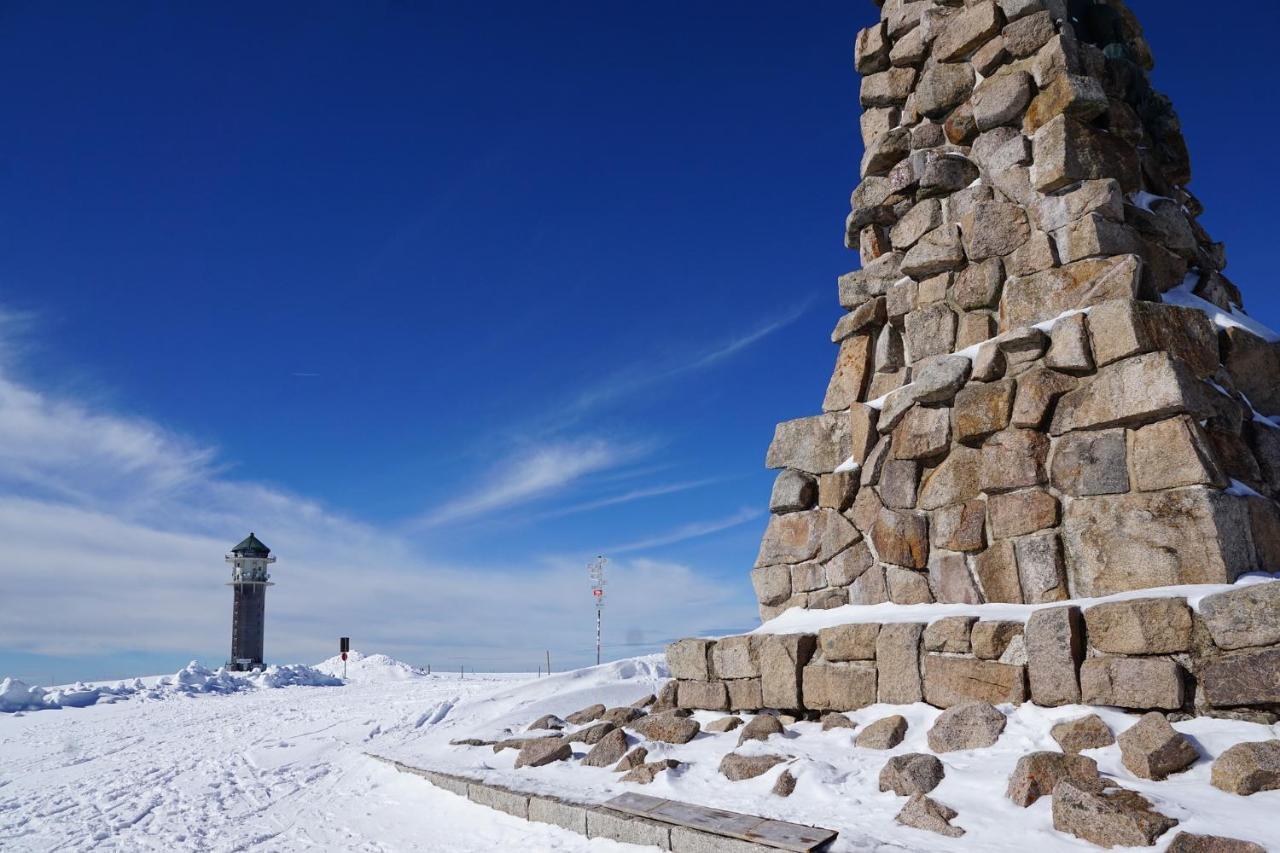 Ferienwohnung Feldberg Mit Whirlpool Direkt An Der Skipiste المظهر الخارجي الصورة